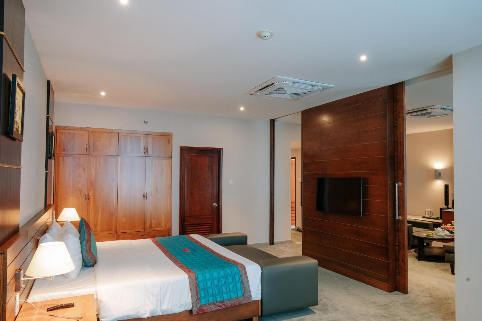 Petro Hotel Vung Tau Esterno foto