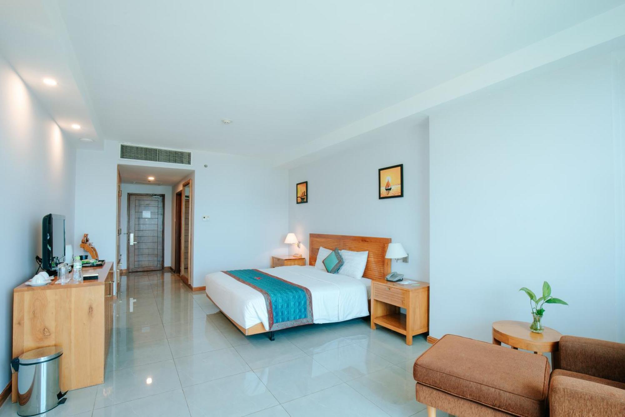 Petro Hotel Vung Tau Esterno foto