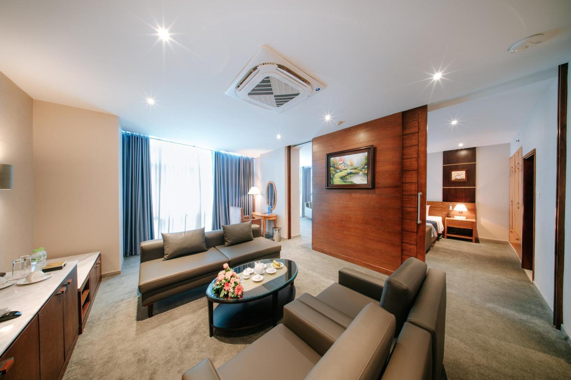 Petro Hotel Vung Tau Esterno foto
