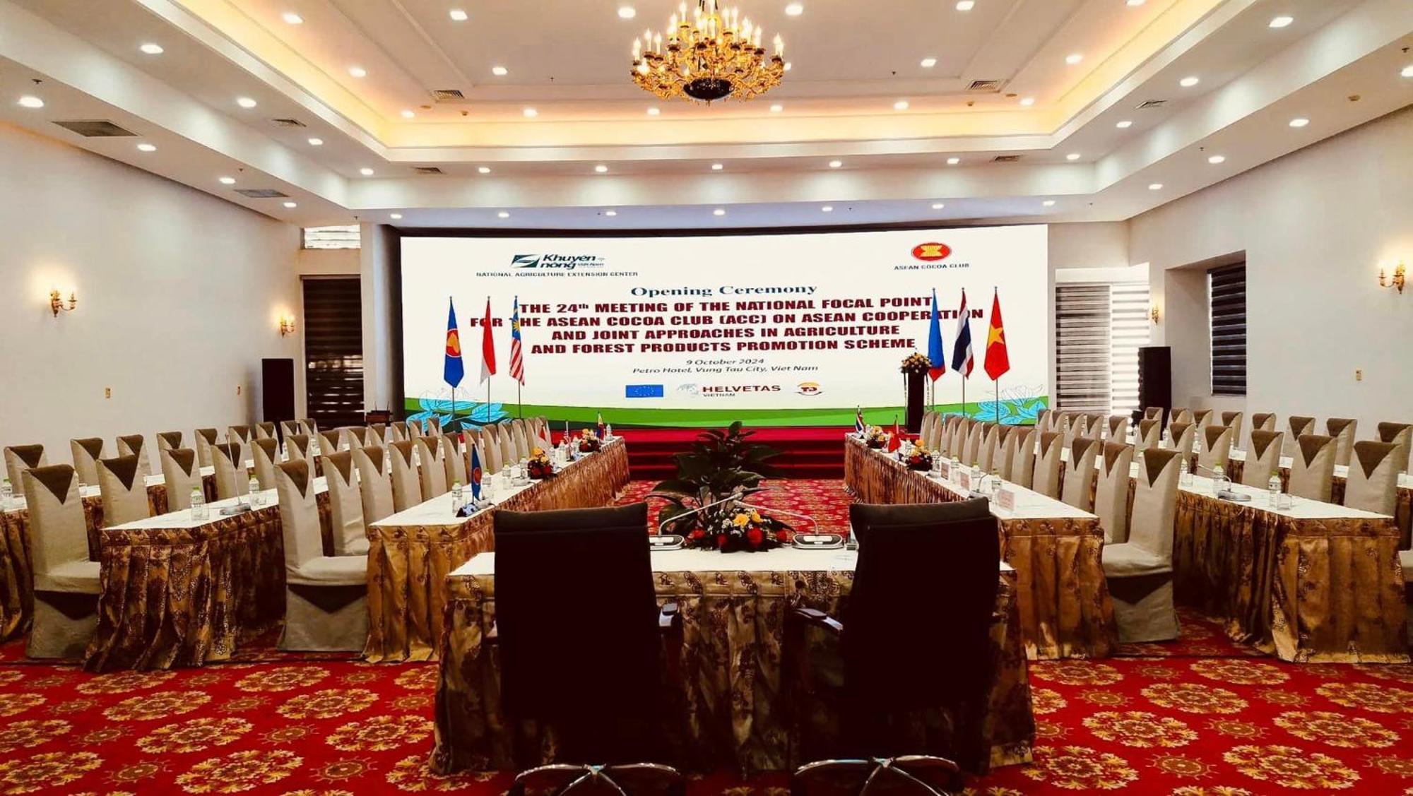 Petro Hotel Vung Tau Esterno foto