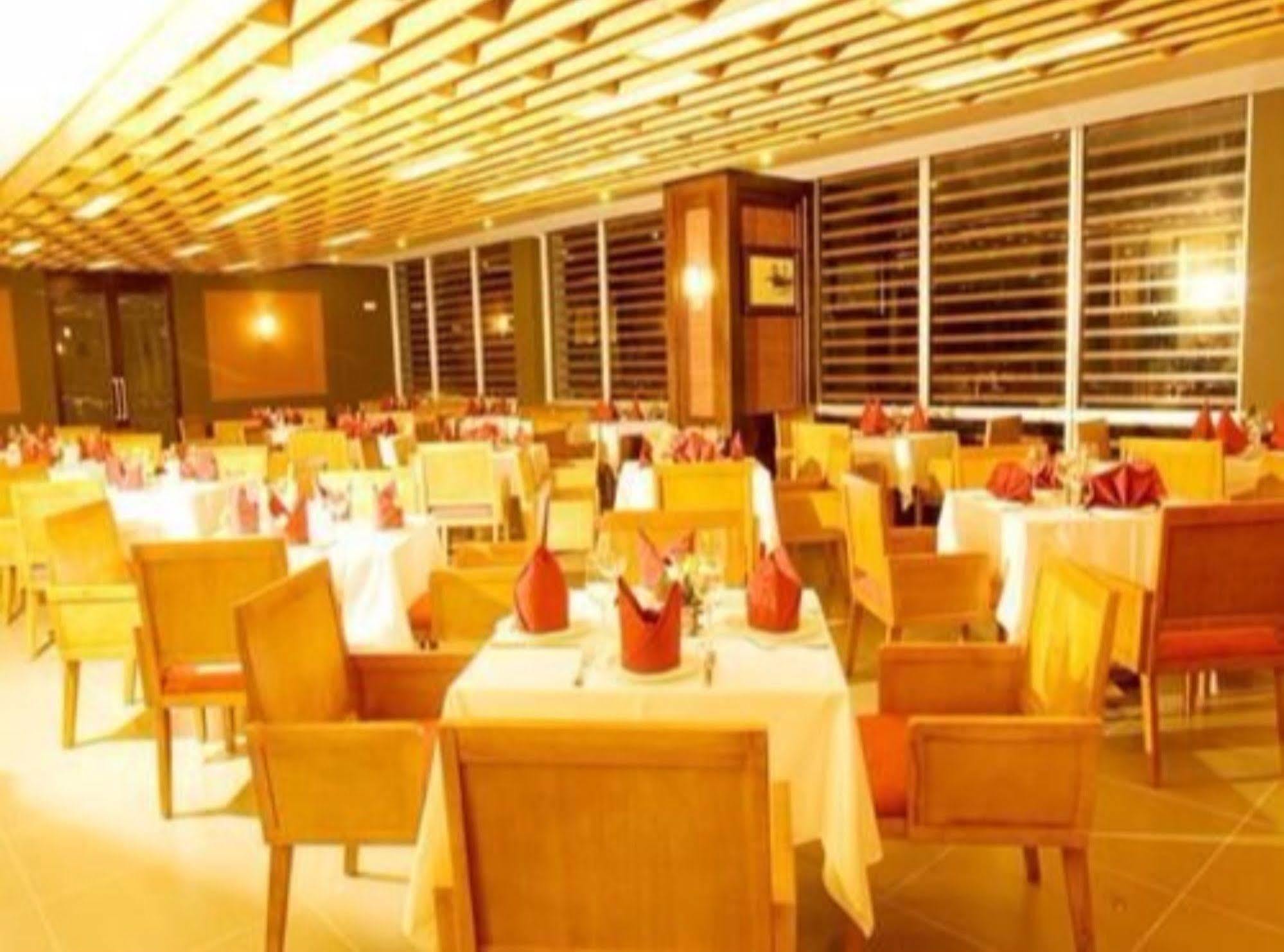 Petro Hotel Vung Tau Esterno foto