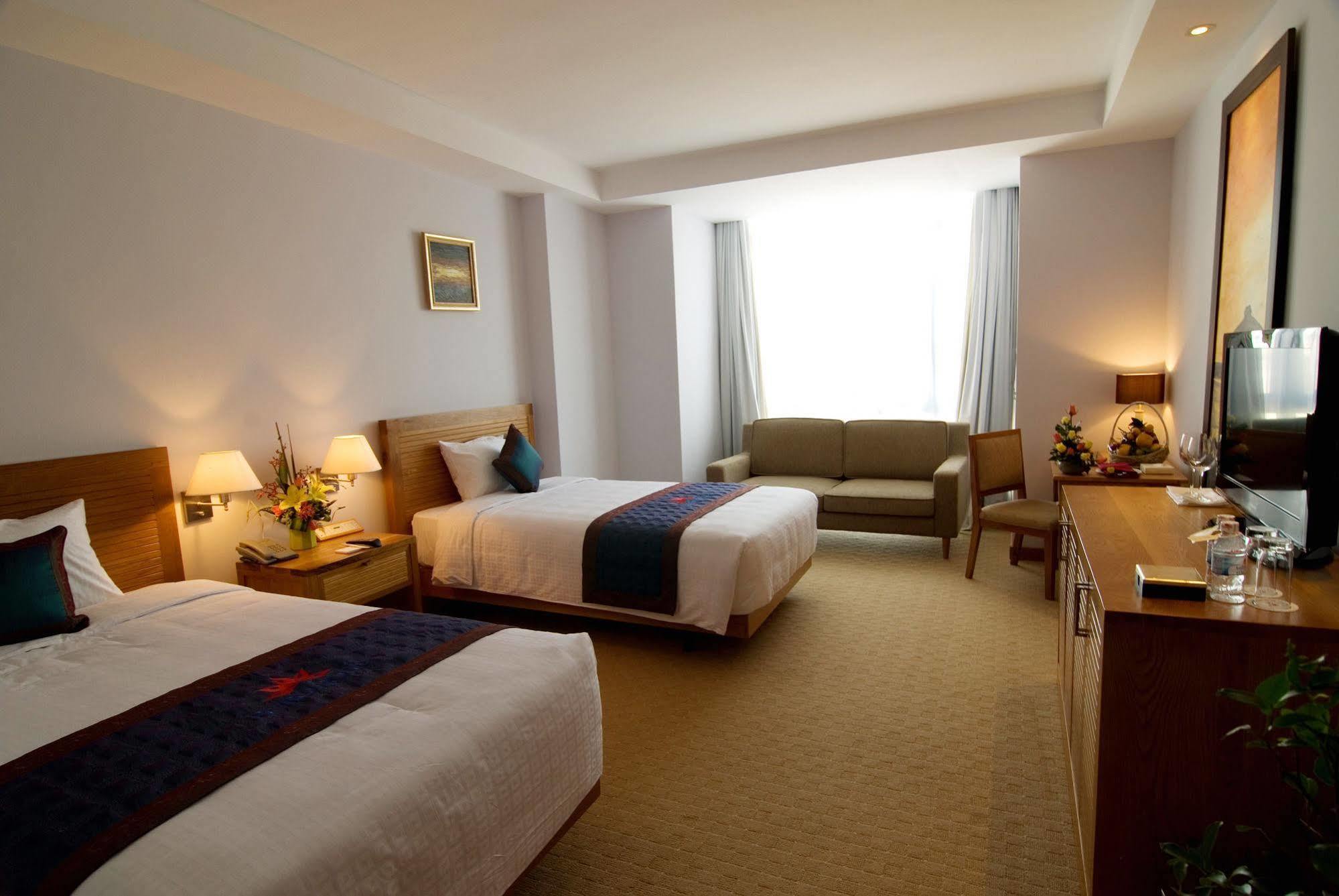 Petro Hotel Vung Tau Esterno foto