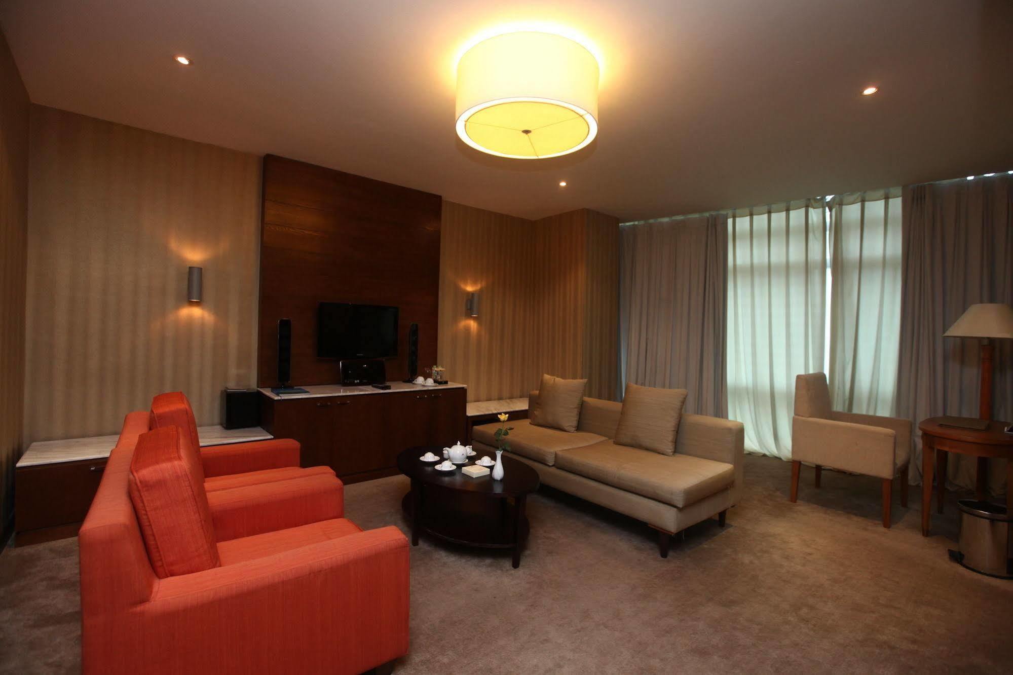 Petro Hotel Vung Tau Esterno foto